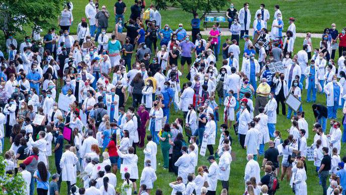 Doctors Join the Protests in Support of Black Lives, Calling Racism a Health Crisis