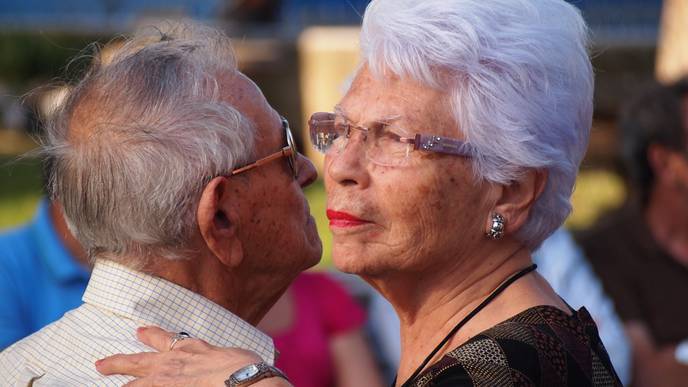 A Little Romance May Go A Long Way In Helping Breast Cancer Survivors Thrive