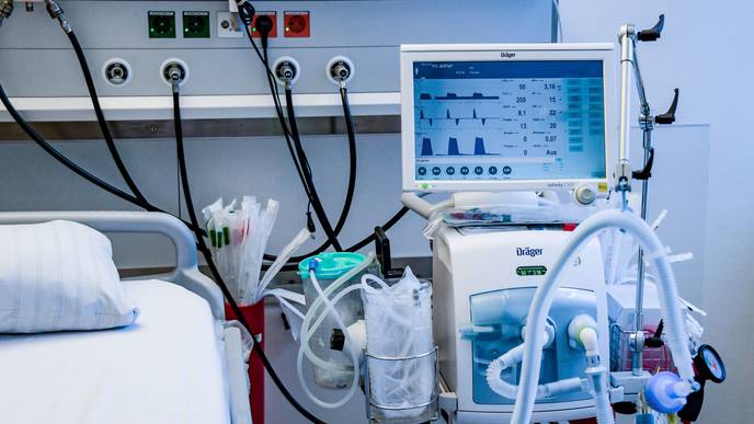 Mechanical Ventilation More Likely in Patients With Rheumatic Disease & COVID-19