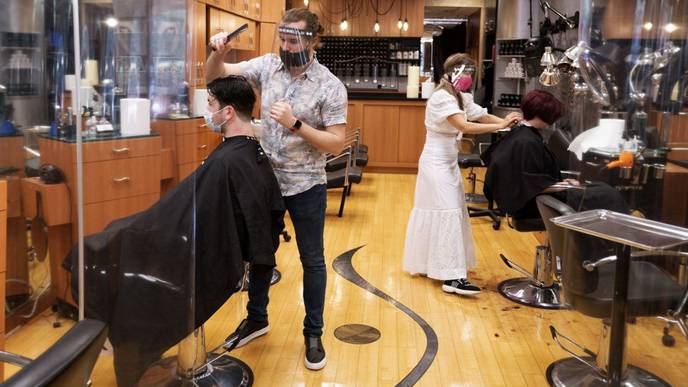 No COVID-19 Infections at Hair Salon Shows Masks Work