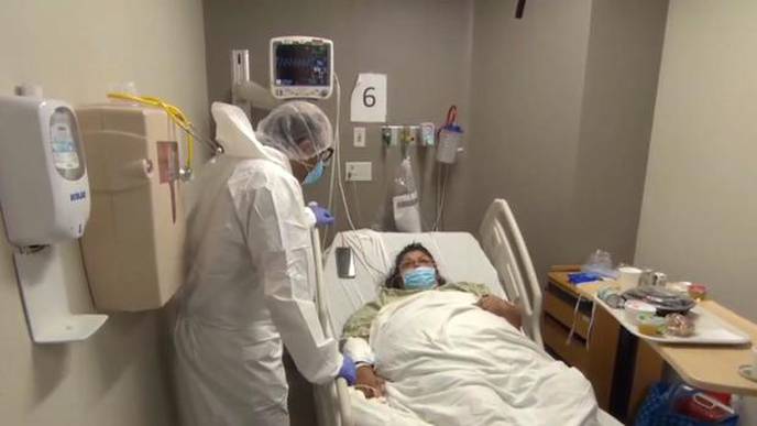 Inside a Texas Hospital Overwhelmed by Virus Cases