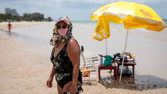 Experts Fear Extreme Heat & COVID-19 Could Be a Dangerous Combination for At-Risk Communities